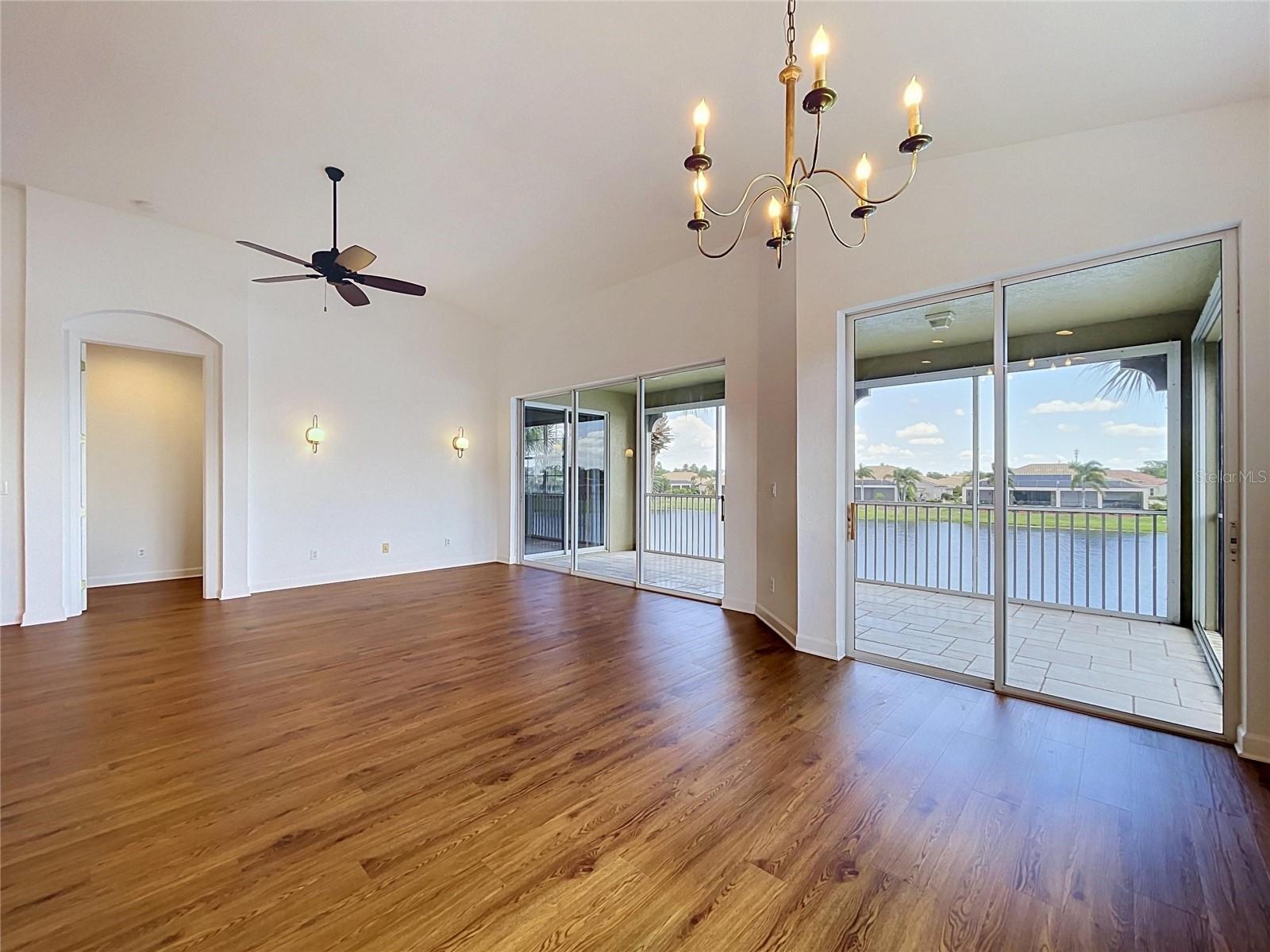 1338 EMERALD DUNES DR #35