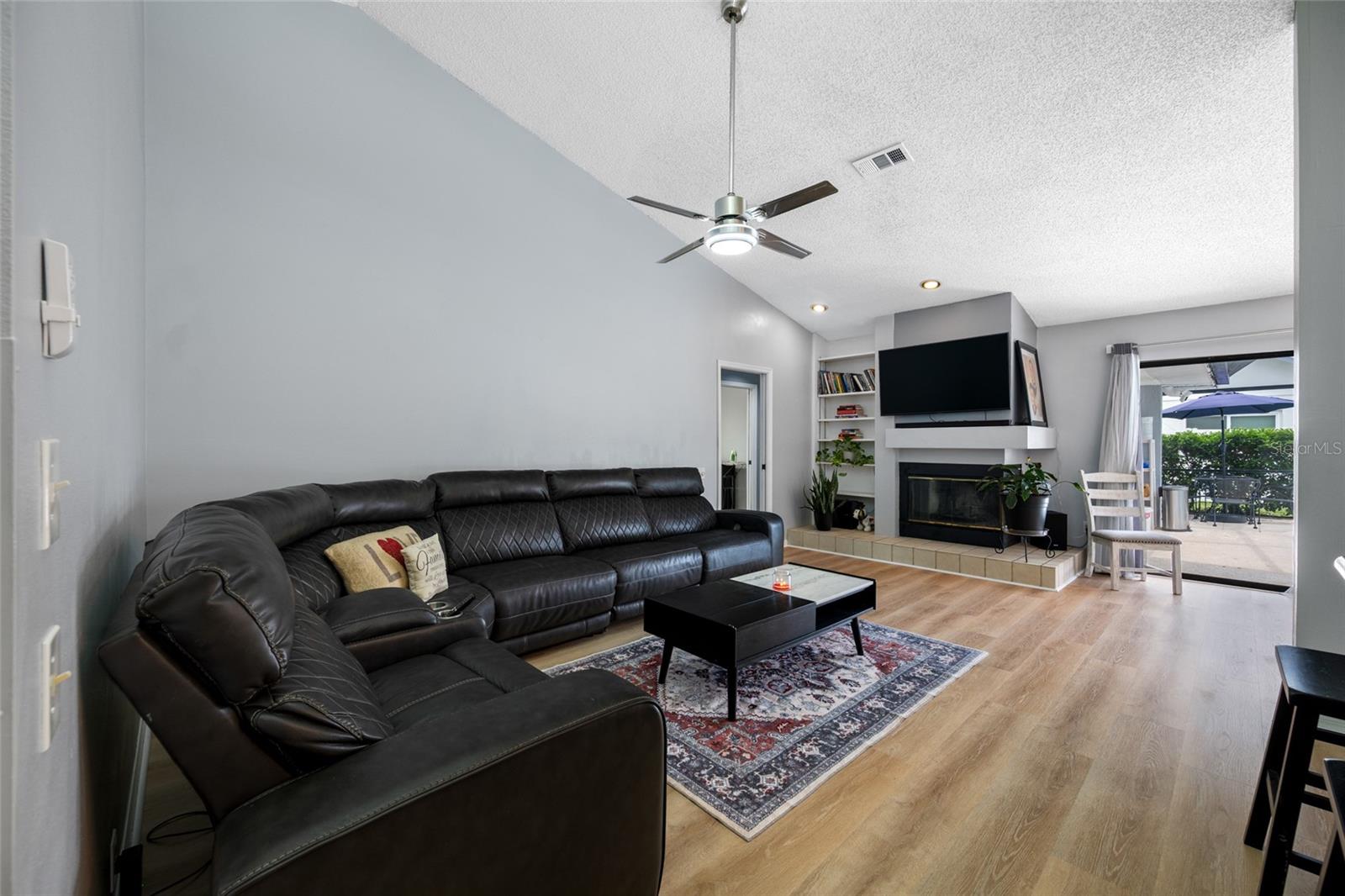 3225 HEARTHSTONE CT