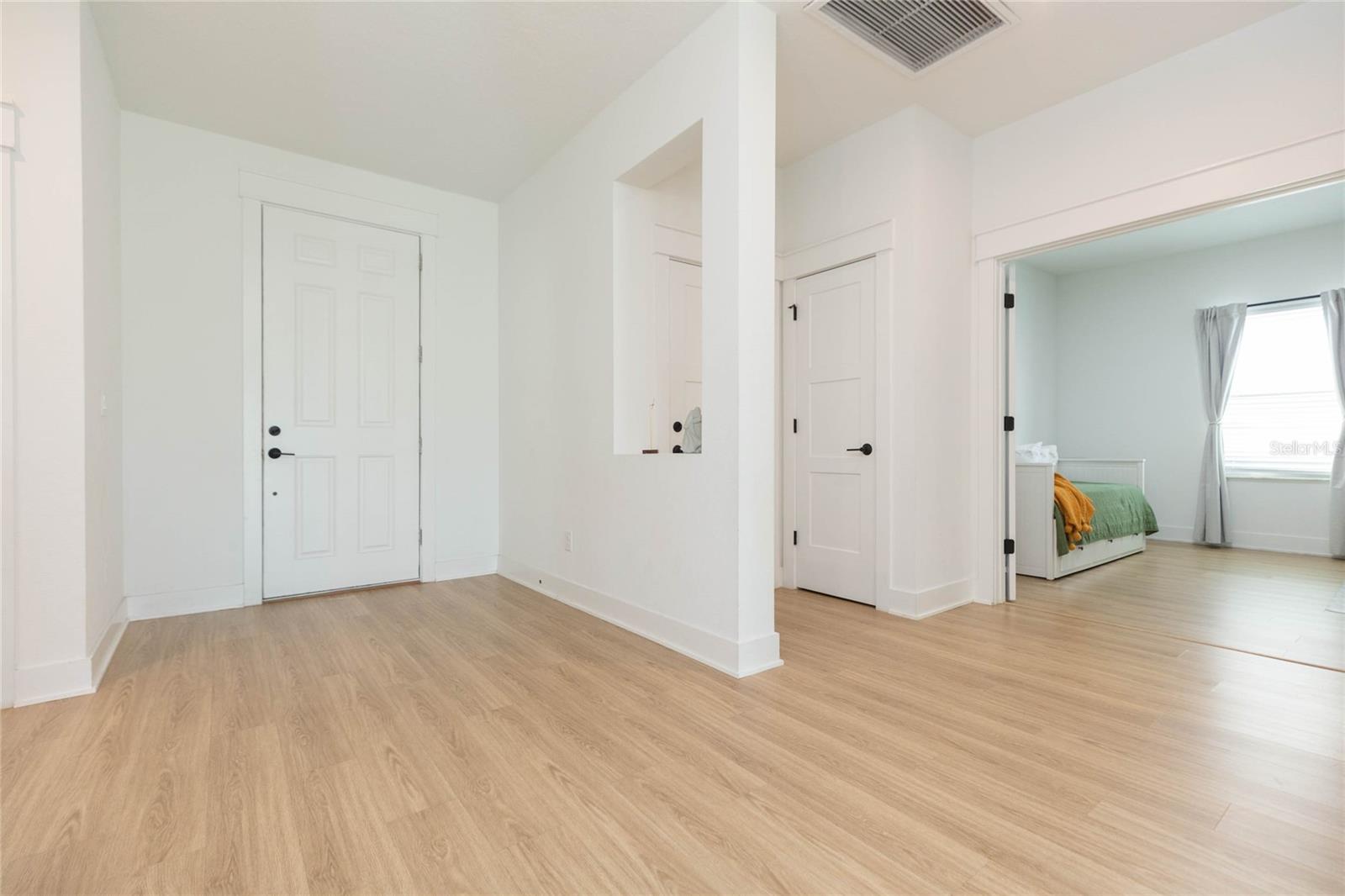 7122 ESTERO CT