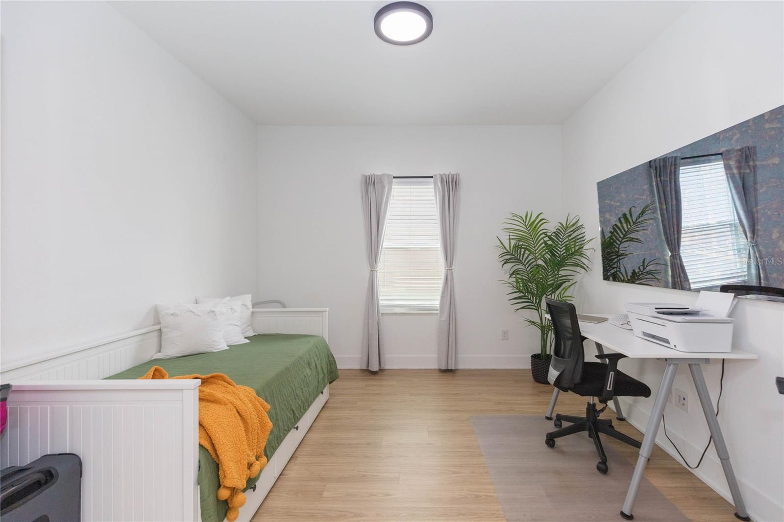 7122 ESTERO CT