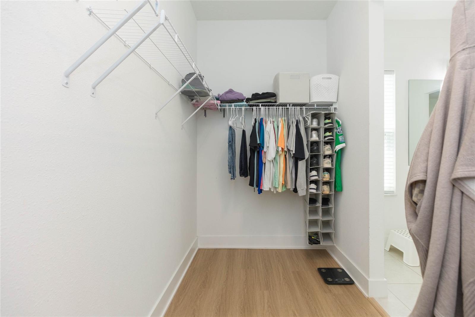 7122 ESTERO CT