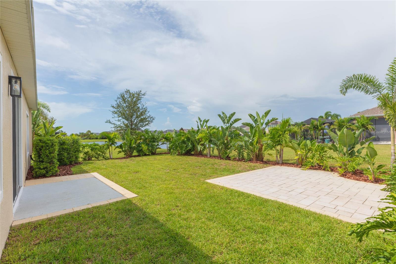 7122 ESTERO CT