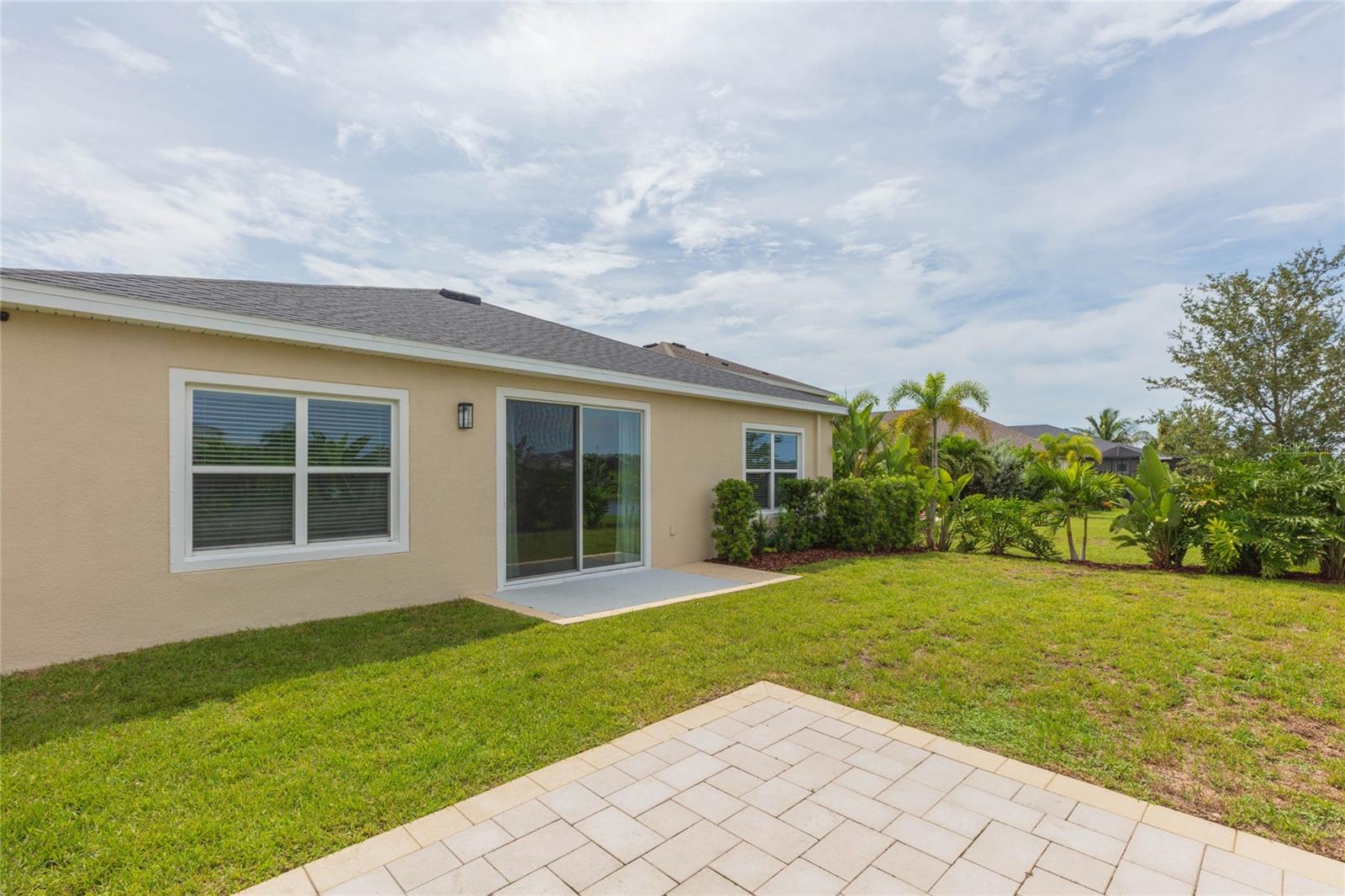 7122 ESTERO CT