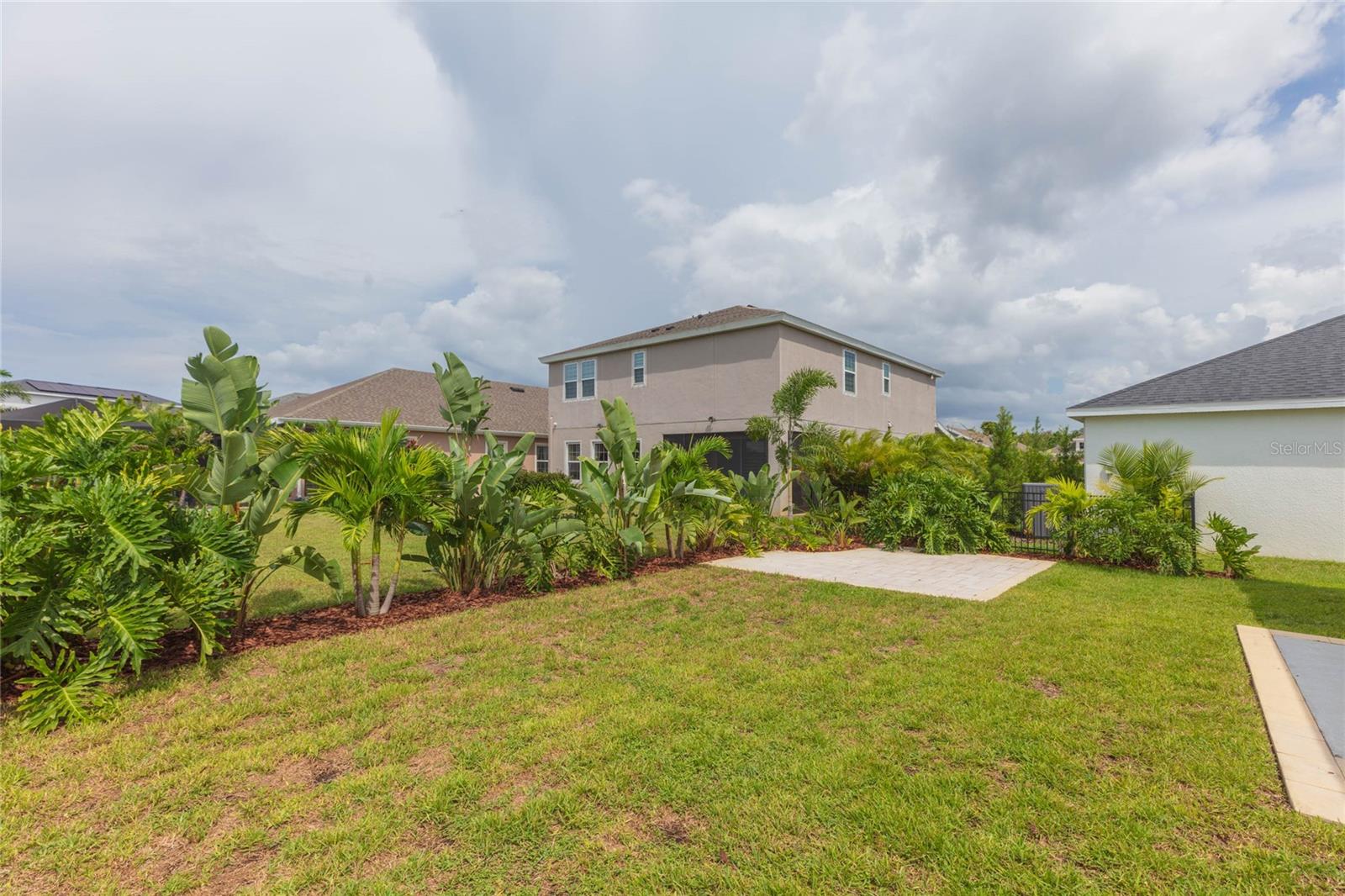 7122 ESTERO CT