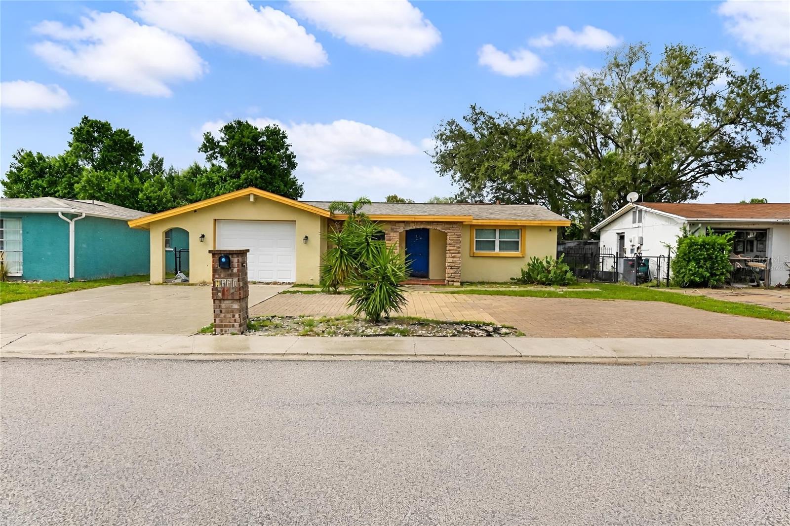 7041 Westcott Dr, Port Richey