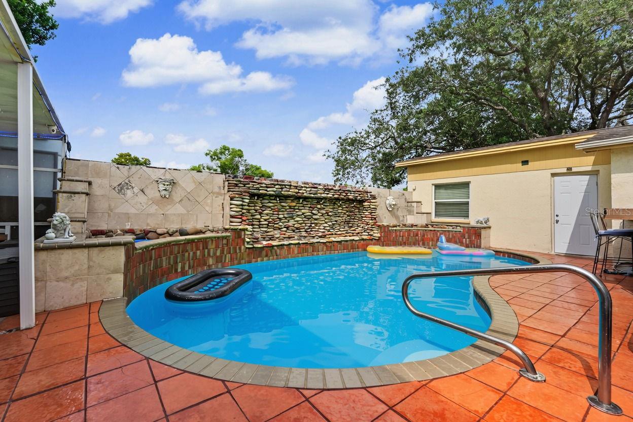 7041 WESTCOTT DR