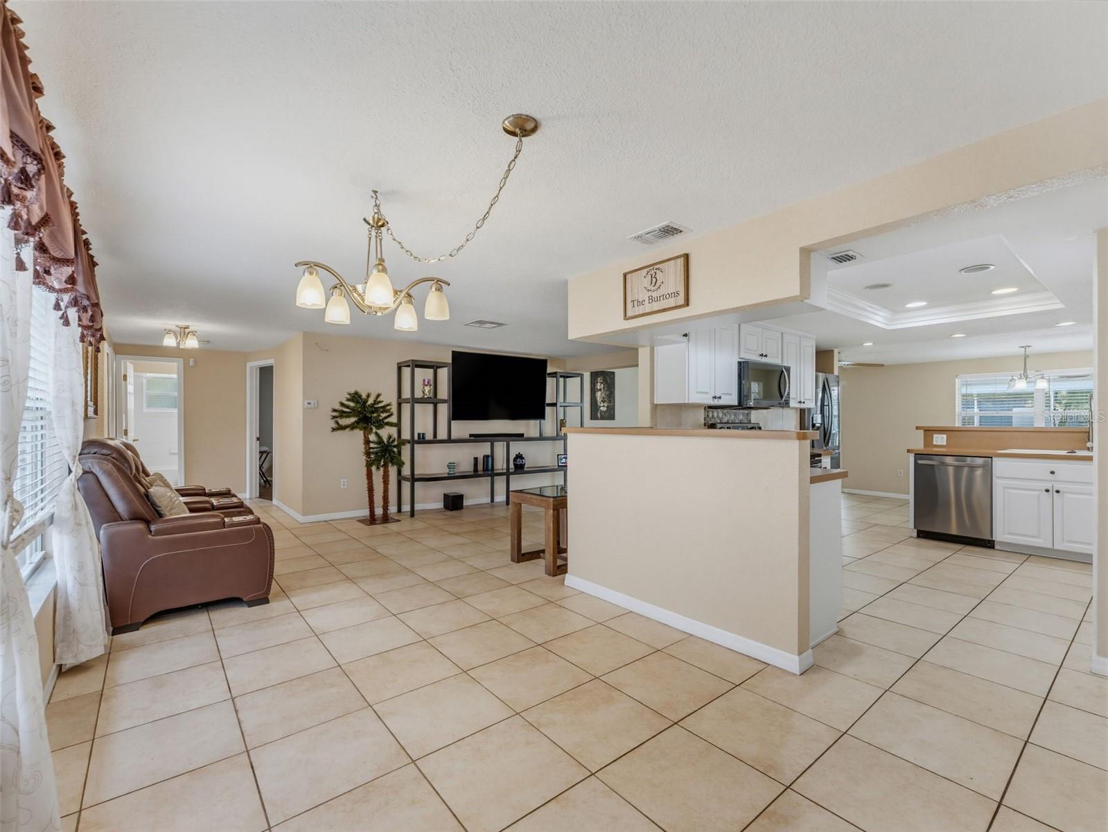 10744 OSCEOLA DR
