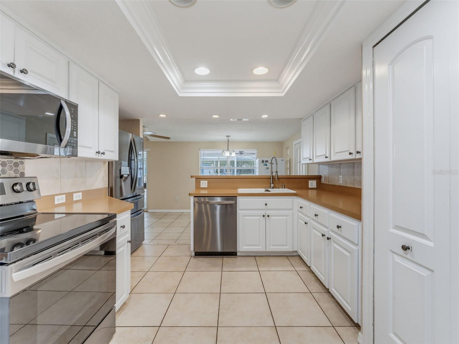 10744 OSCEOLA DR
