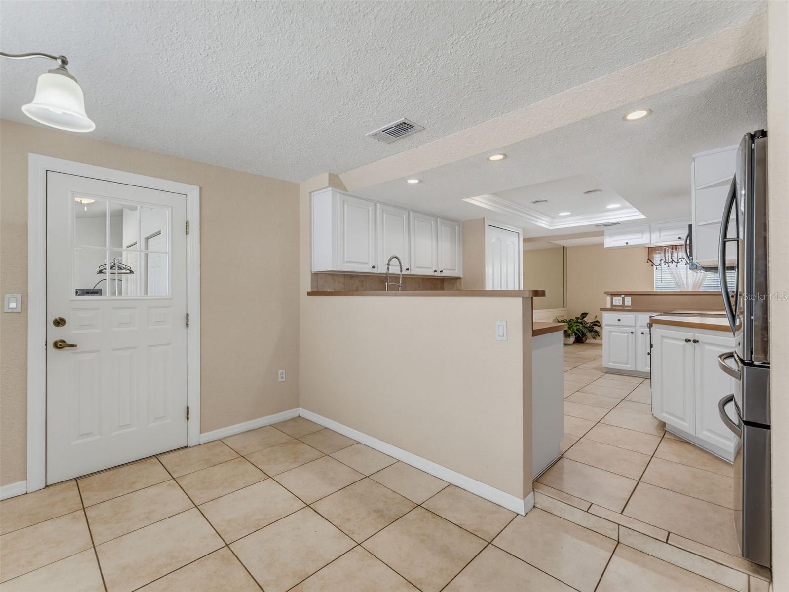 10744 OSCEOLA DR