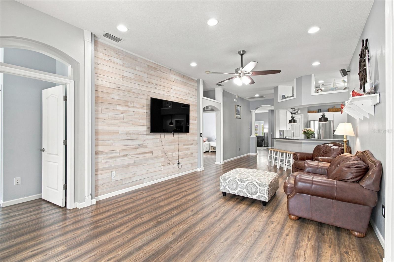 9710 WHITE BARN WAY