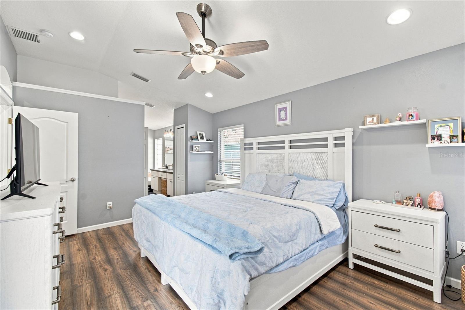 9710 WHITE BARN WAY