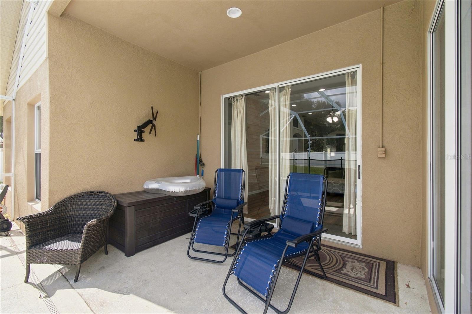 9710 WHITE BARN WAY