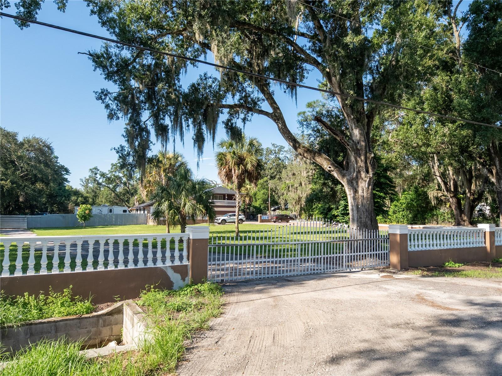 9613 SIX MILE CREEK RD