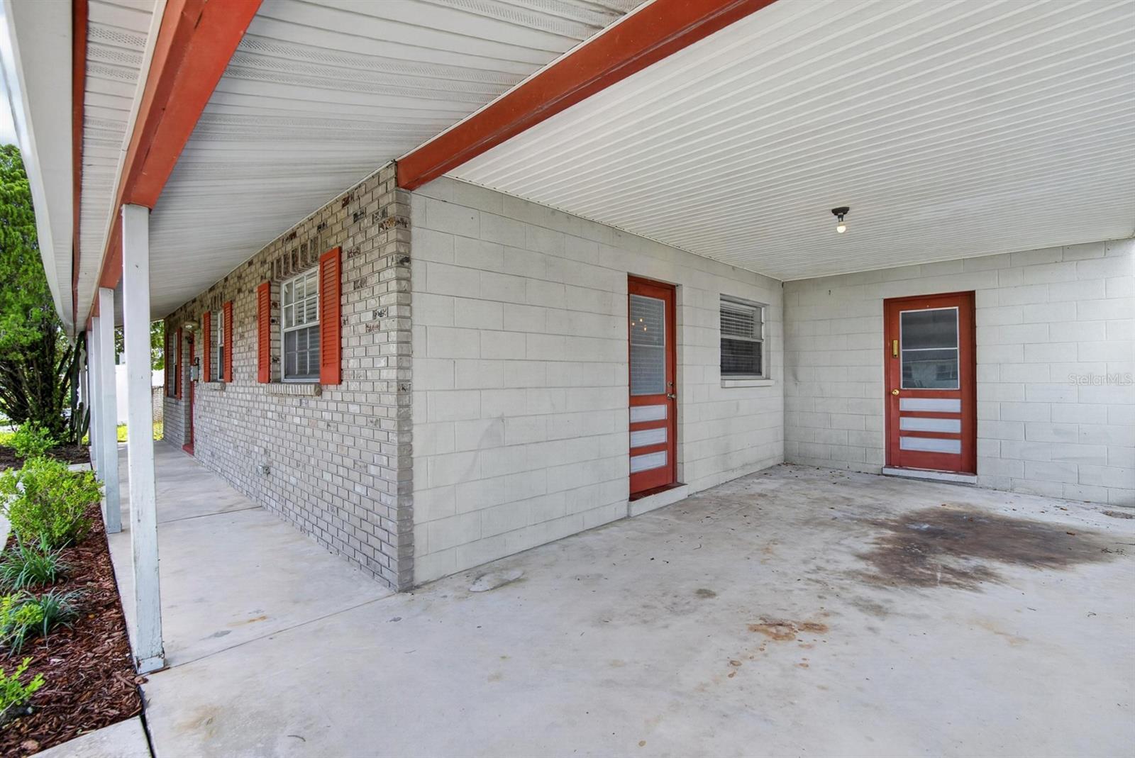 403 ALMA DR