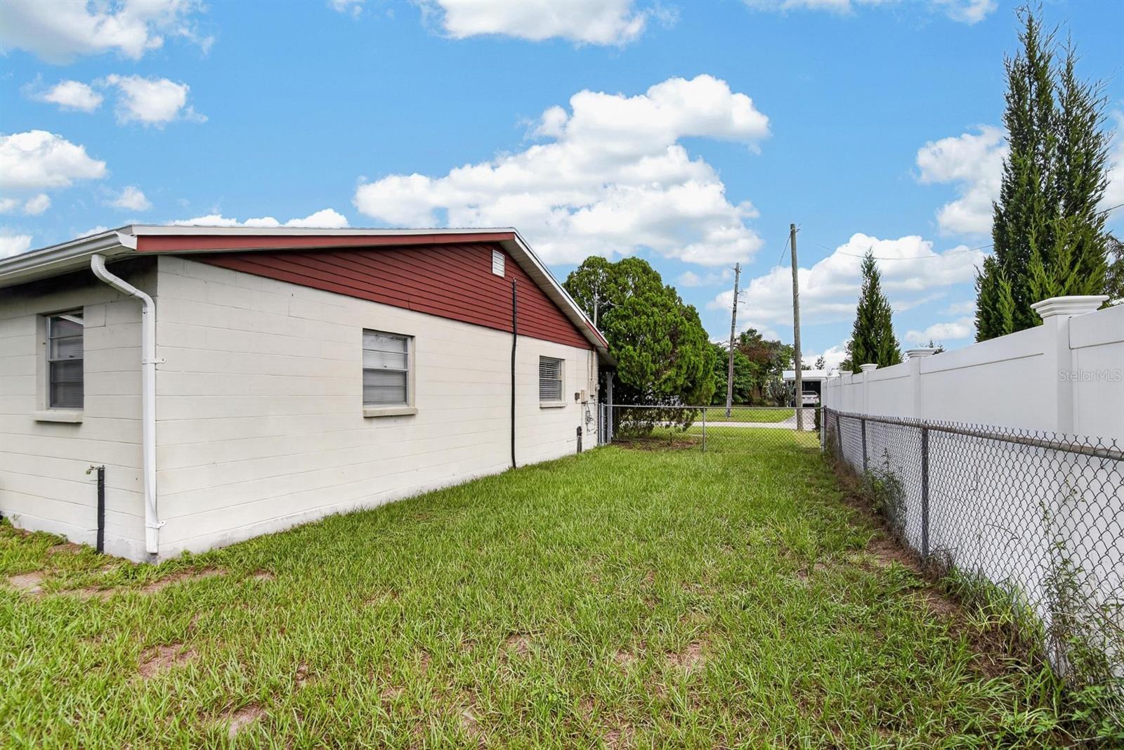 403 ALMA DR