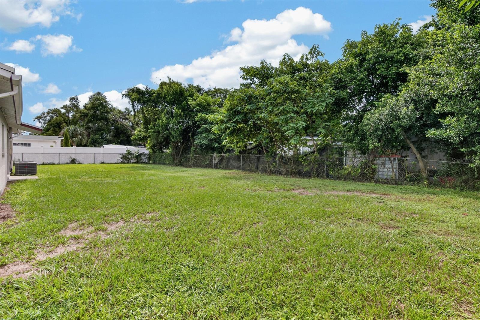 403 ALMA DR