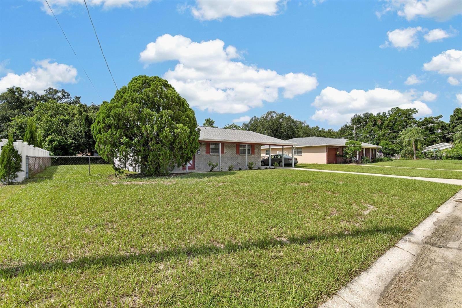 403 ALMA DR