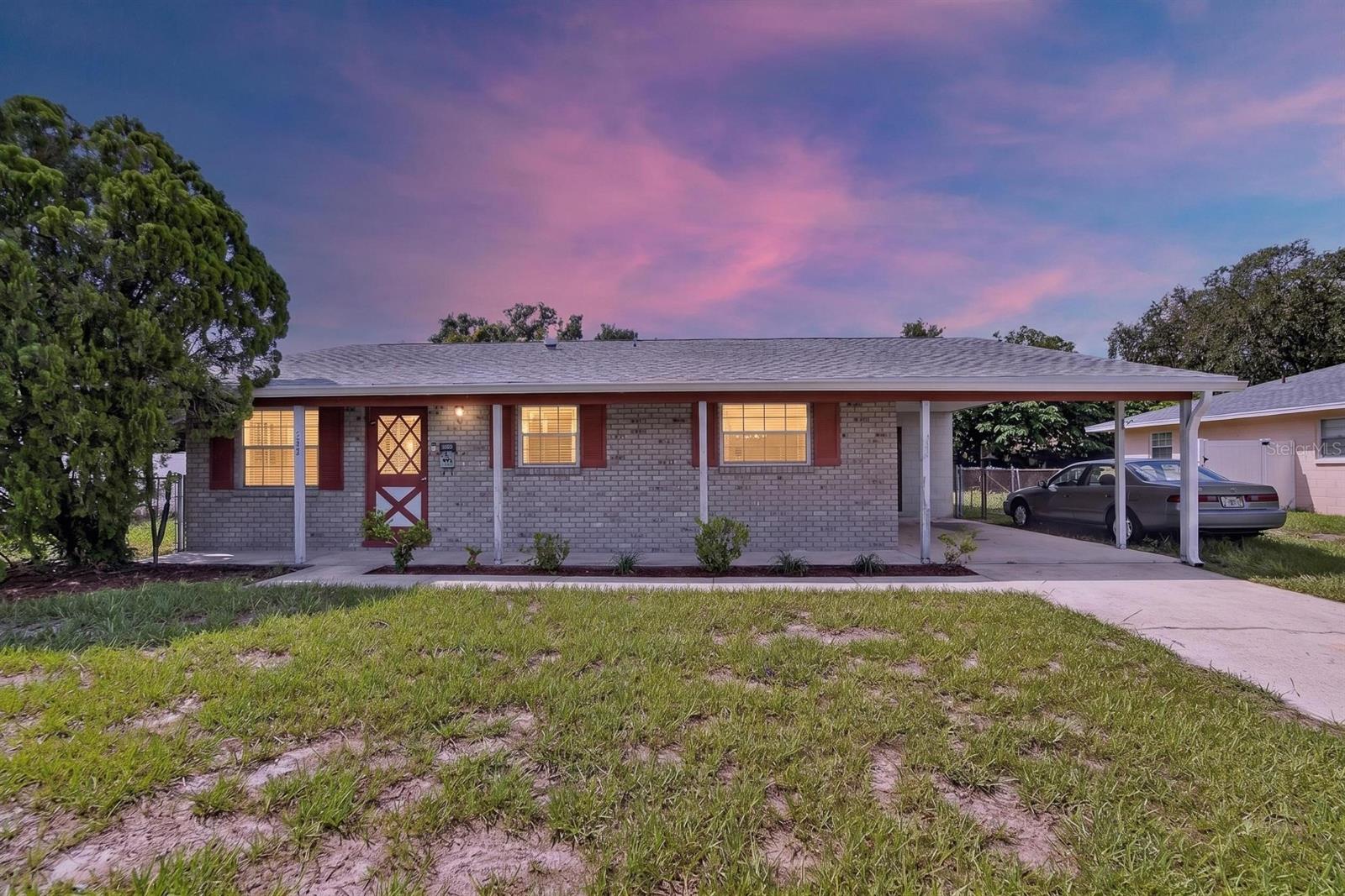 403 ALMA DR