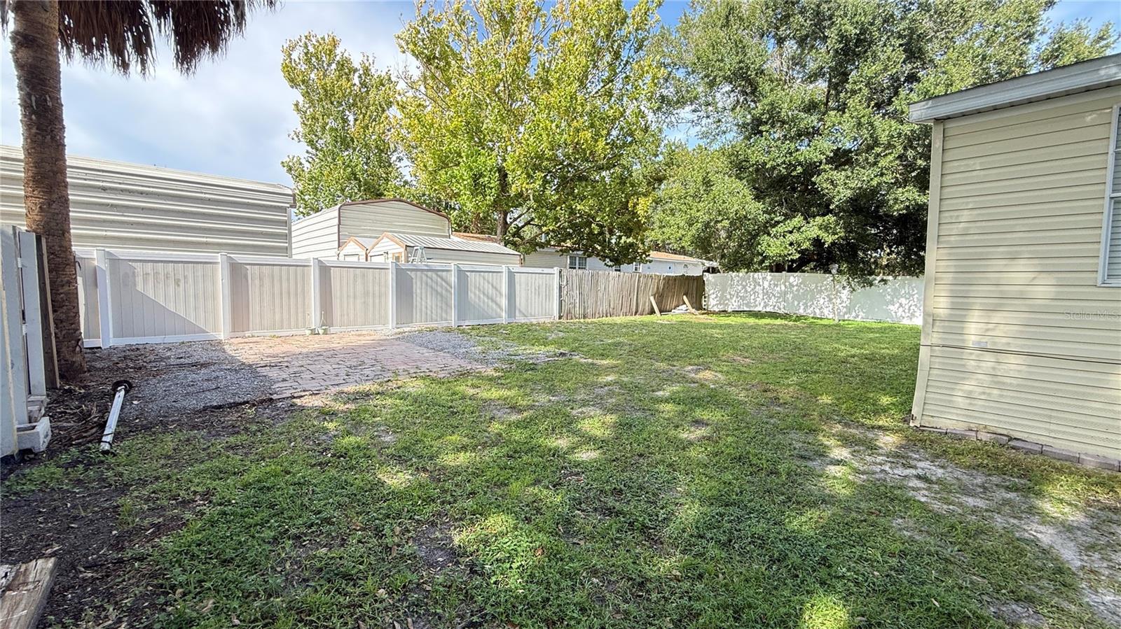 10404 BRUSSELS DR