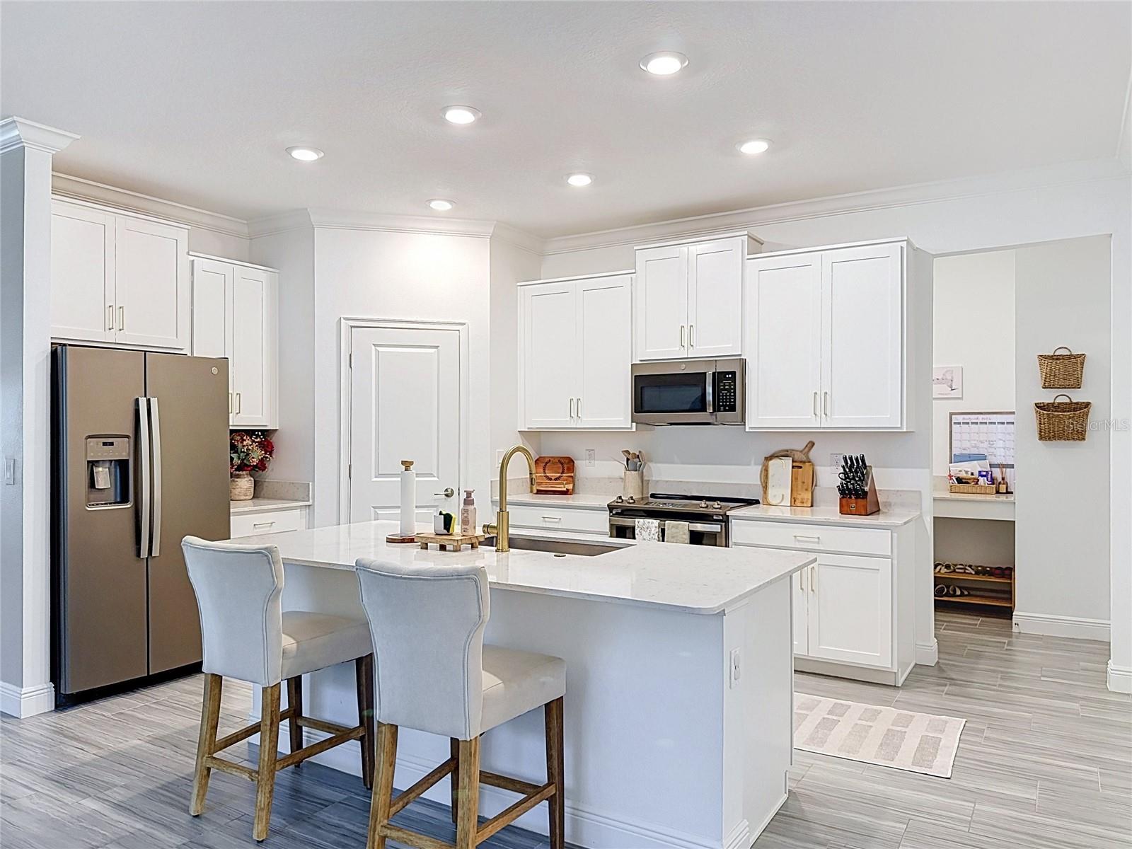 9962 CAMPANULA CT