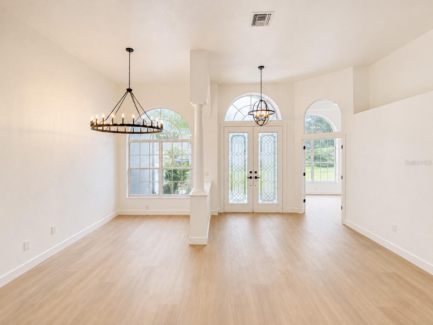 2532 BELLWOOD DR
