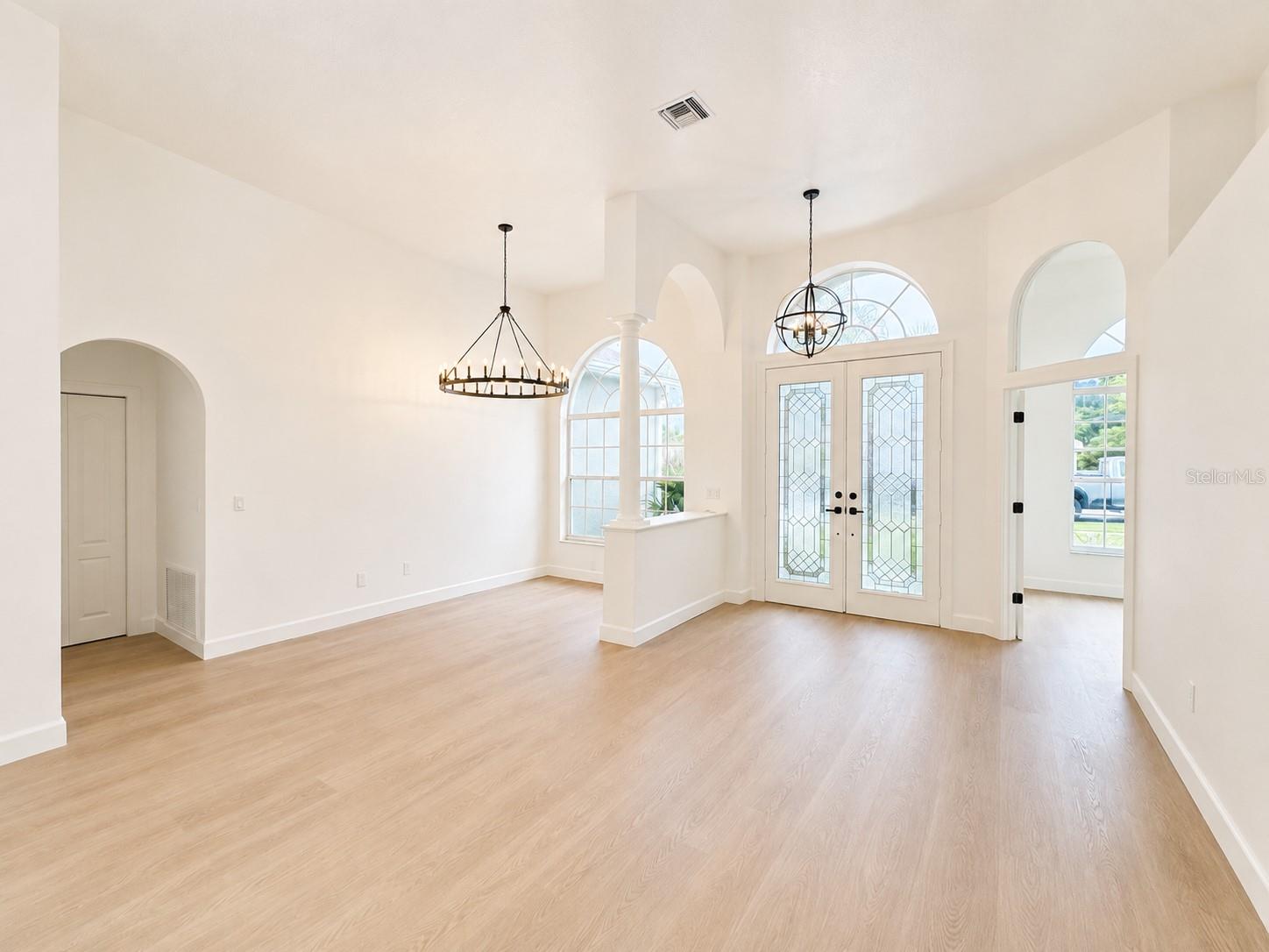 2532 BELLWOOD DR