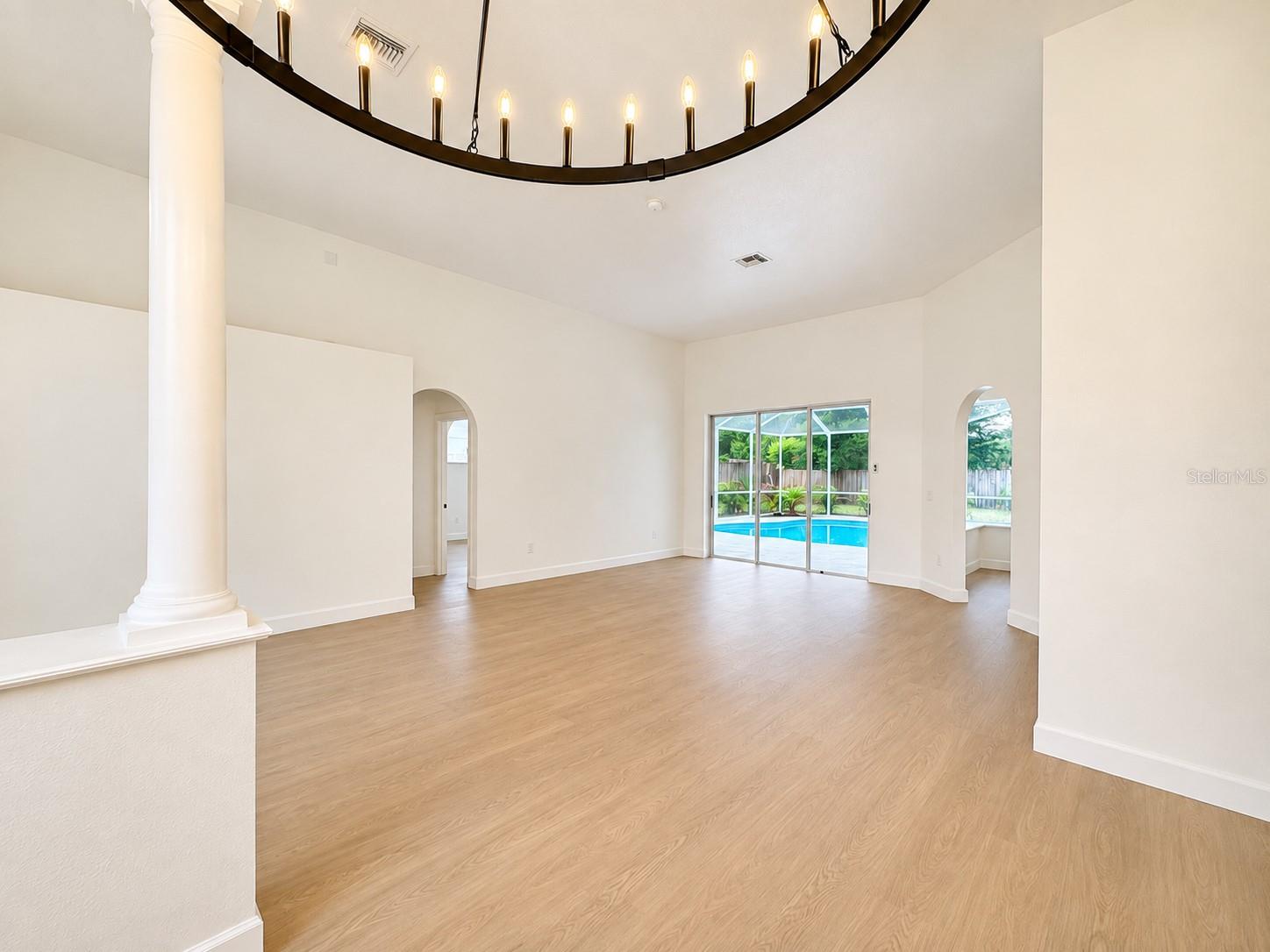 2532 BELLWOOD DR