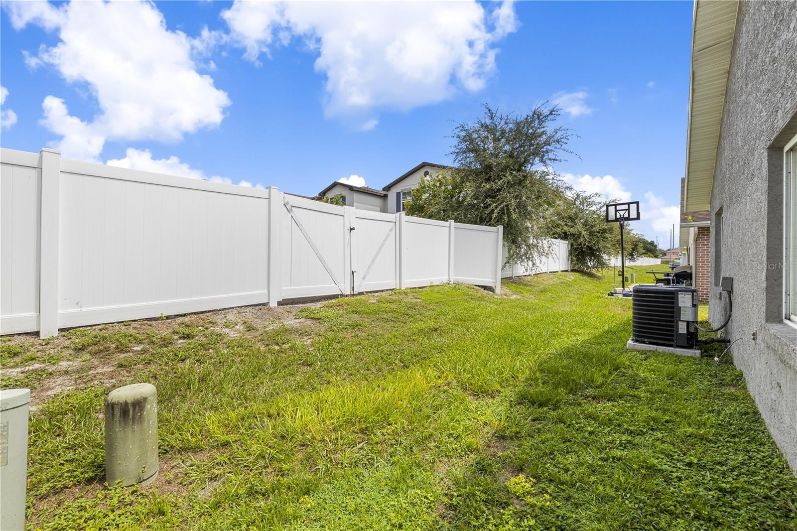 4753 SILVER CIR