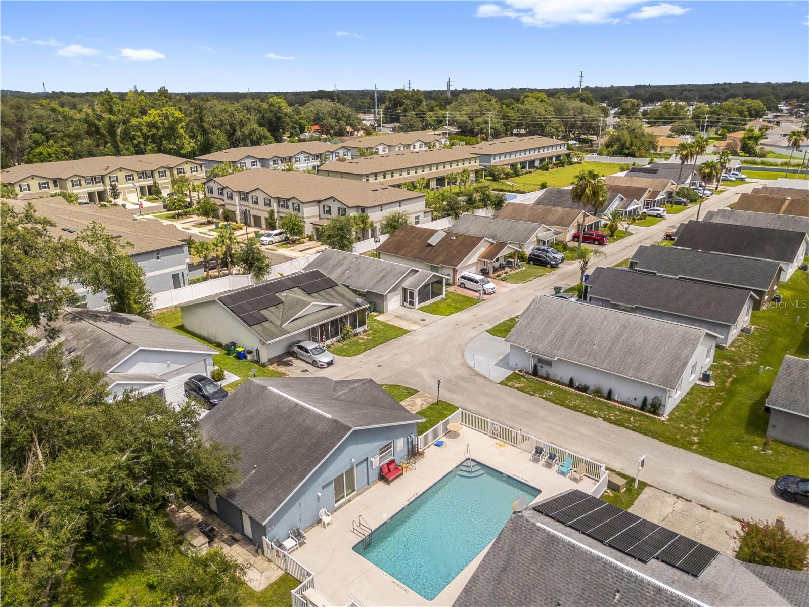4753 SILVER CIR