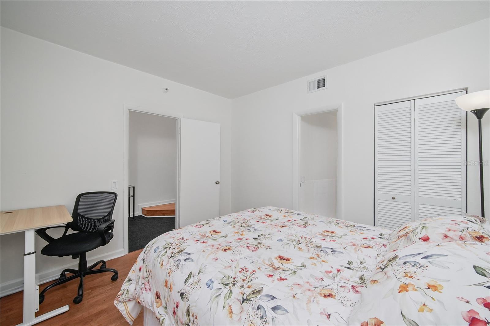 4950 BAYSHORE BLVD #16