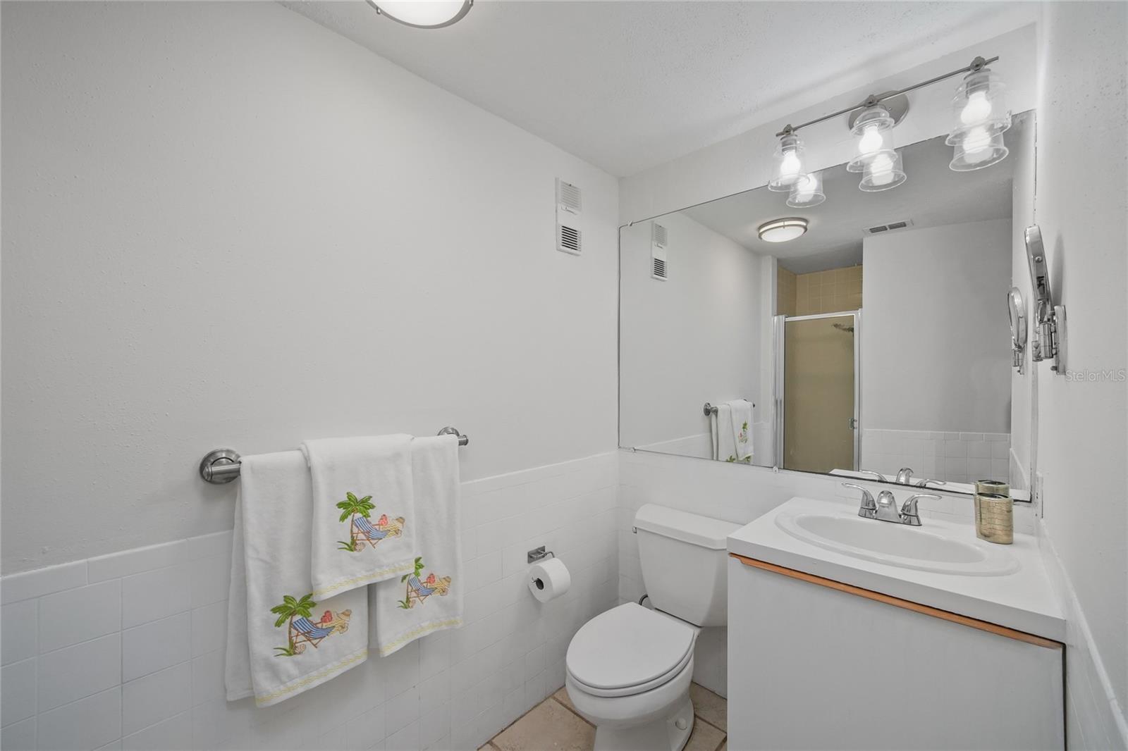4950 BAYSHORE BLVD #16