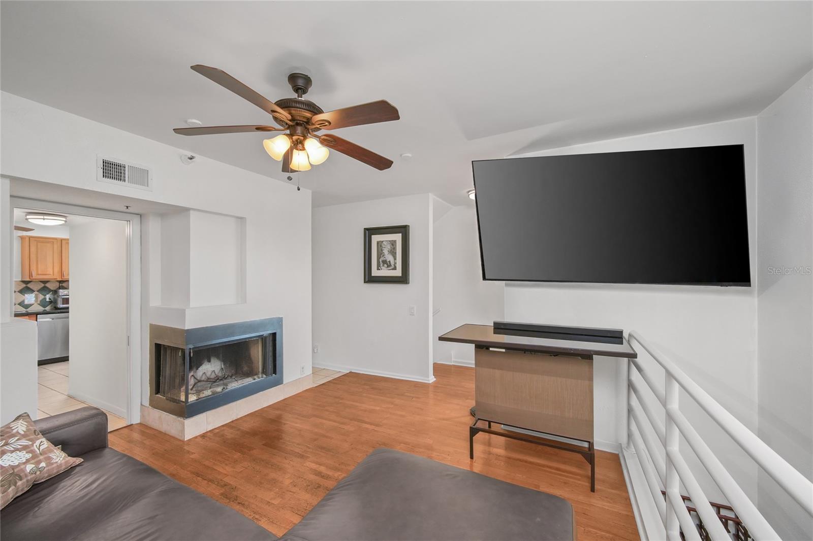 4950 BAYSHORE BLVD #16