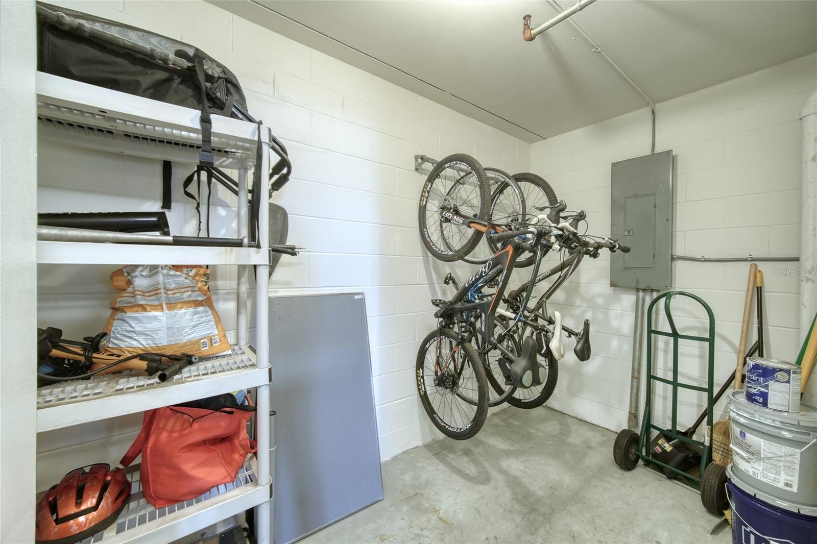 4950 BAYSHORE BLVD #16