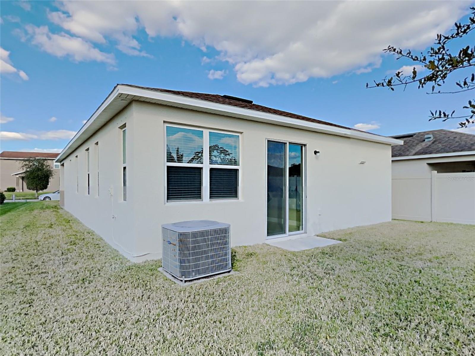 7033 FEATHER WOOD DR