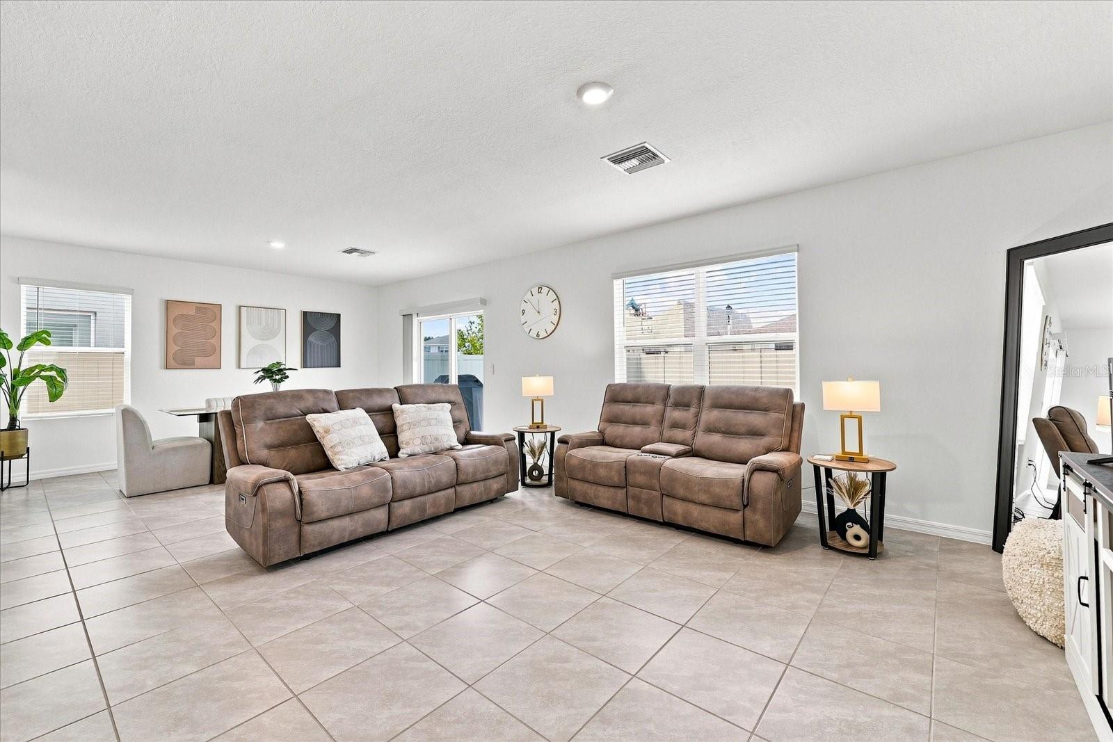 7025 BROAD RIVER AVE