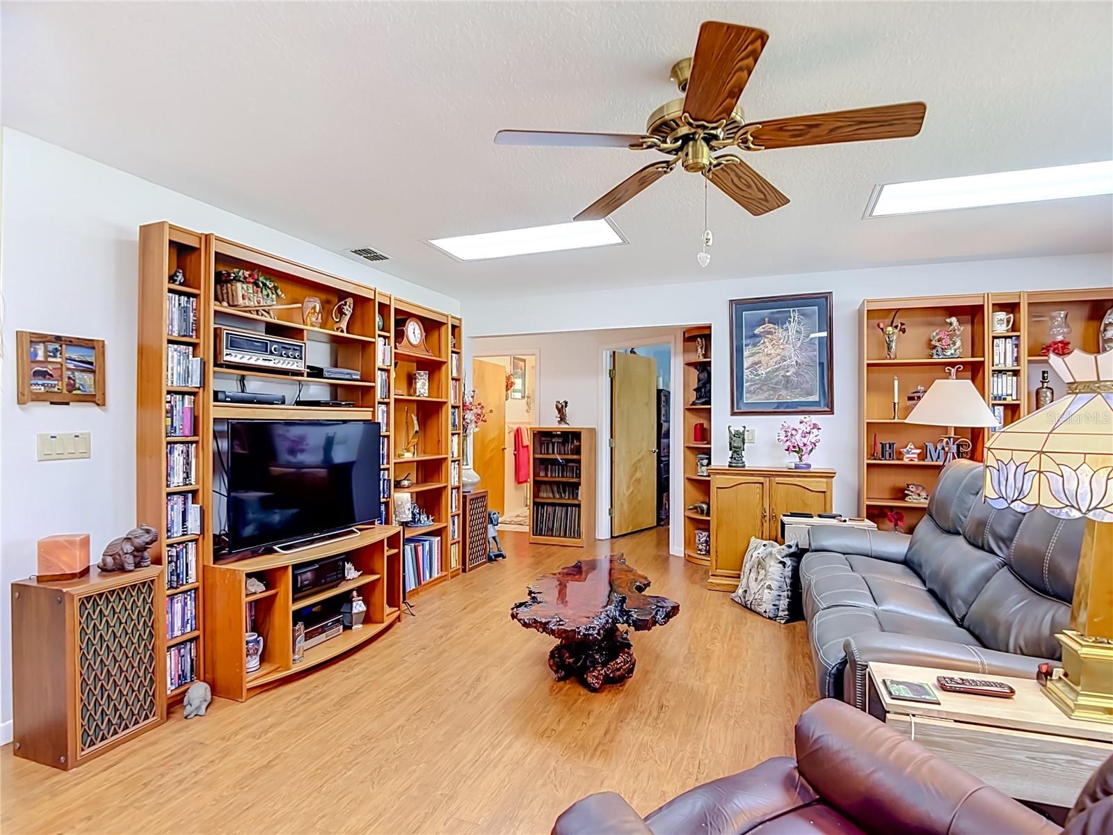 40312 SUNBURST DR