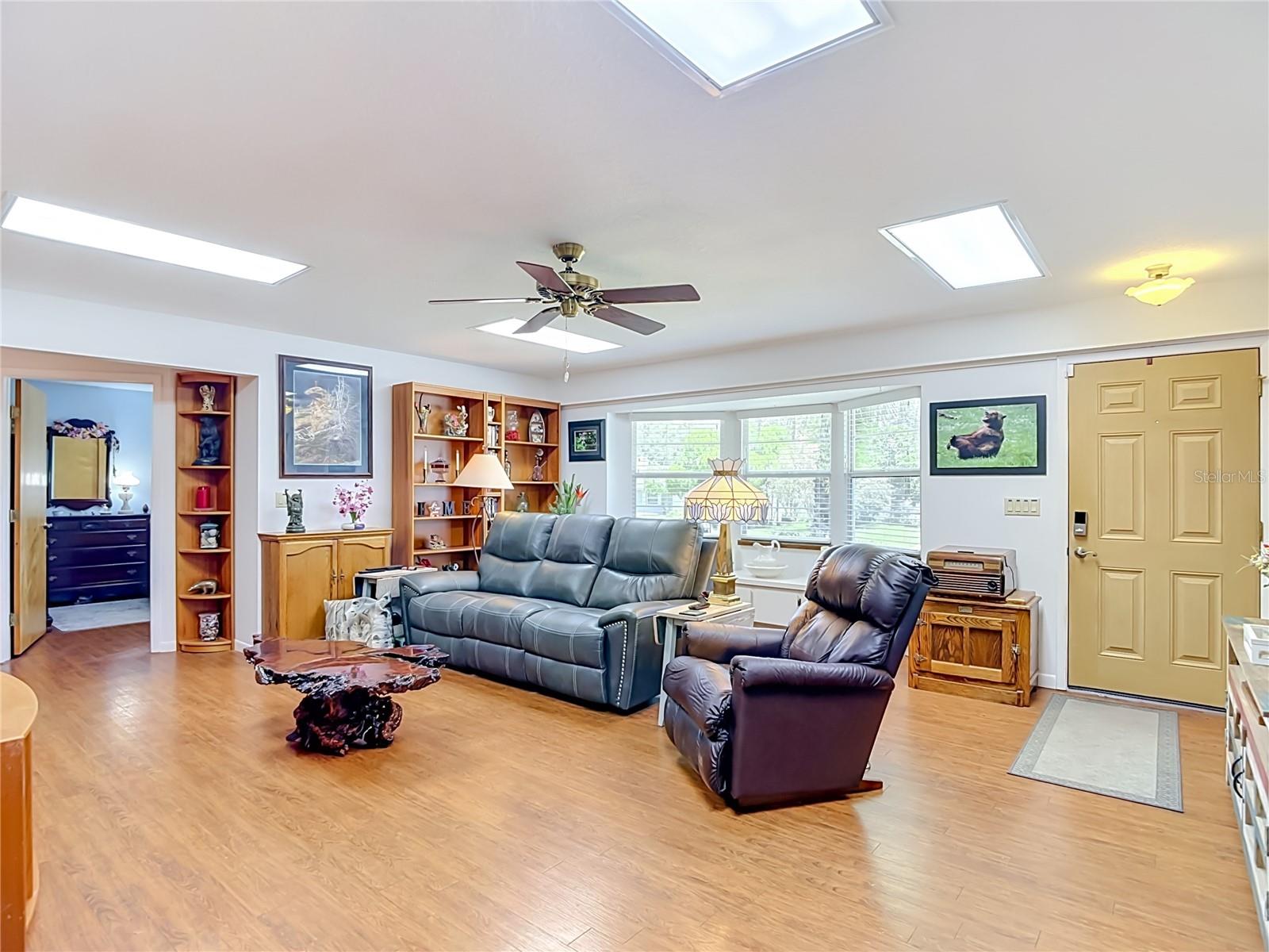 40312 SUNBURST DR