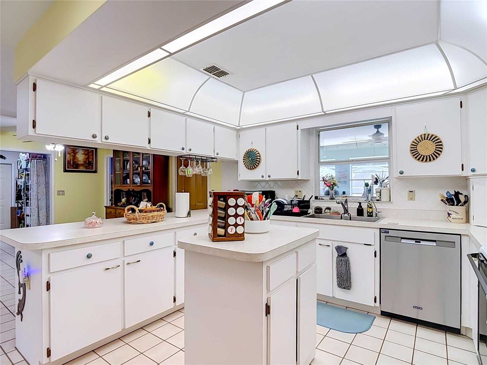 40312 SUNBURST DR