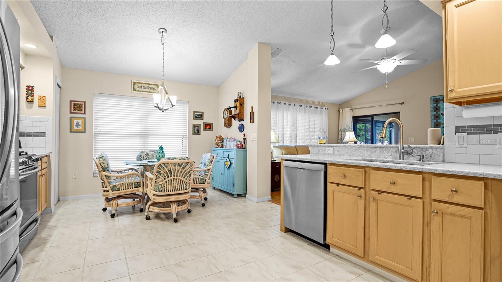 9221 HALBERG DR