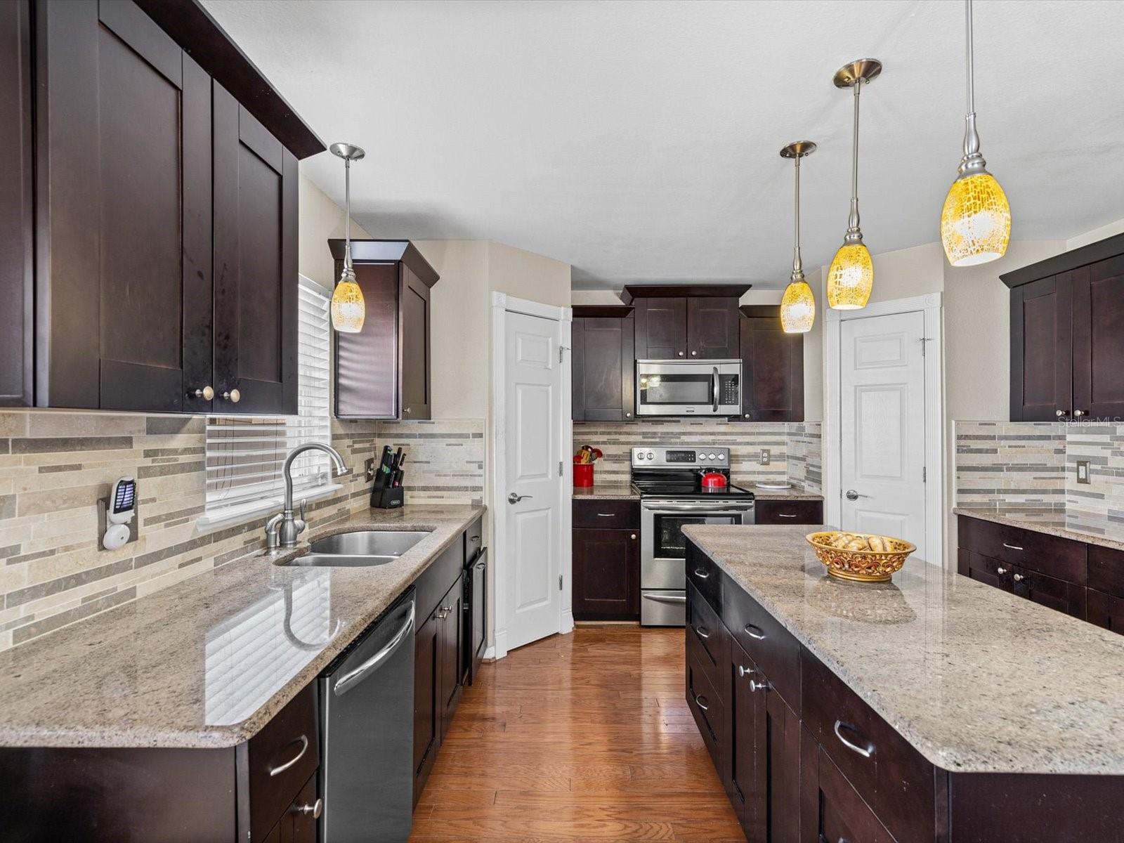 12614 LAKE VISTA DR
