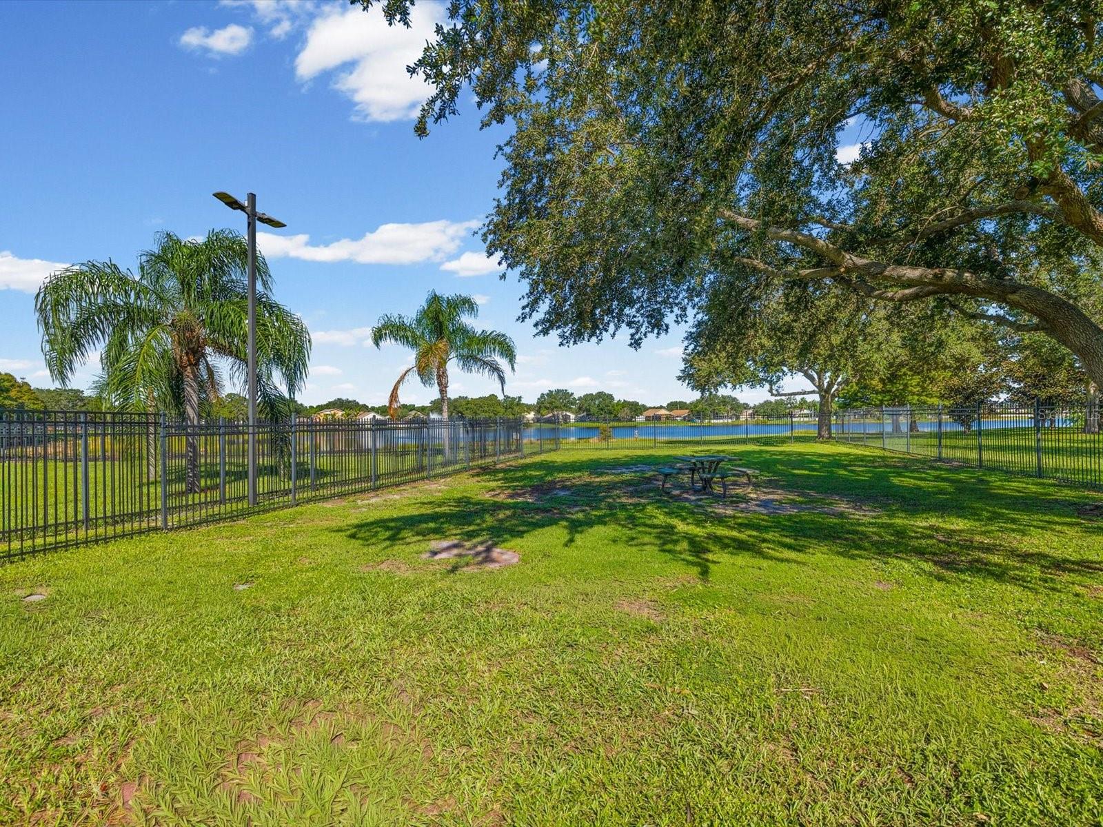 12614 LAKE VISTA DR
