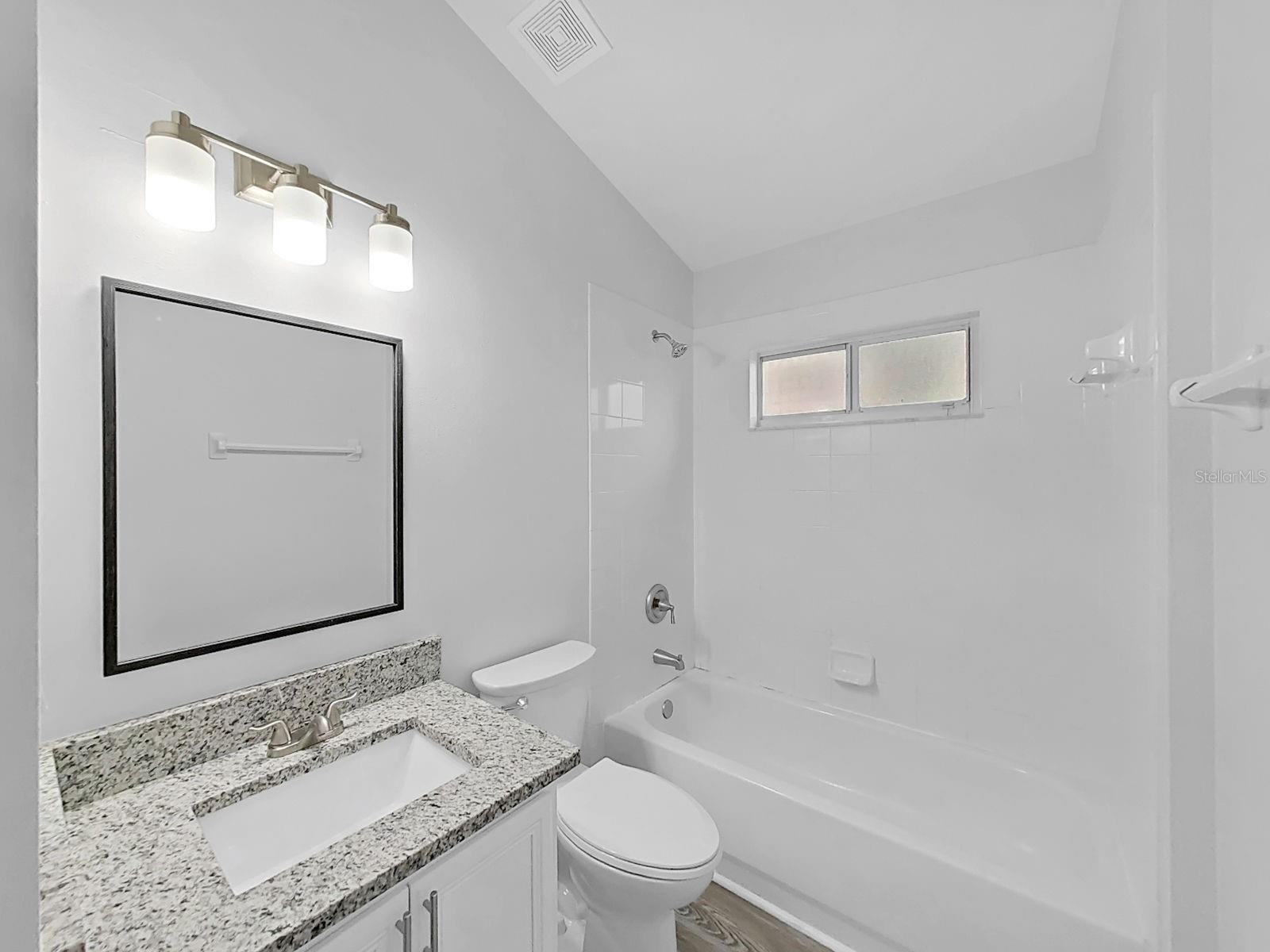 1423 LAKE SHORE RANCH DR