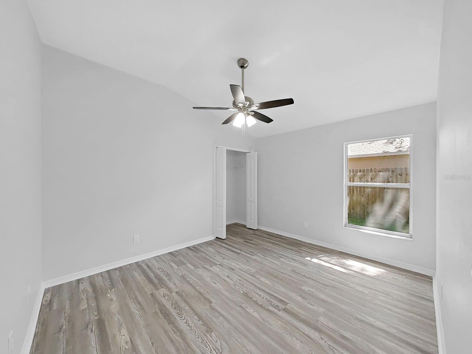 1423 LAKE SHORE RANCH DR