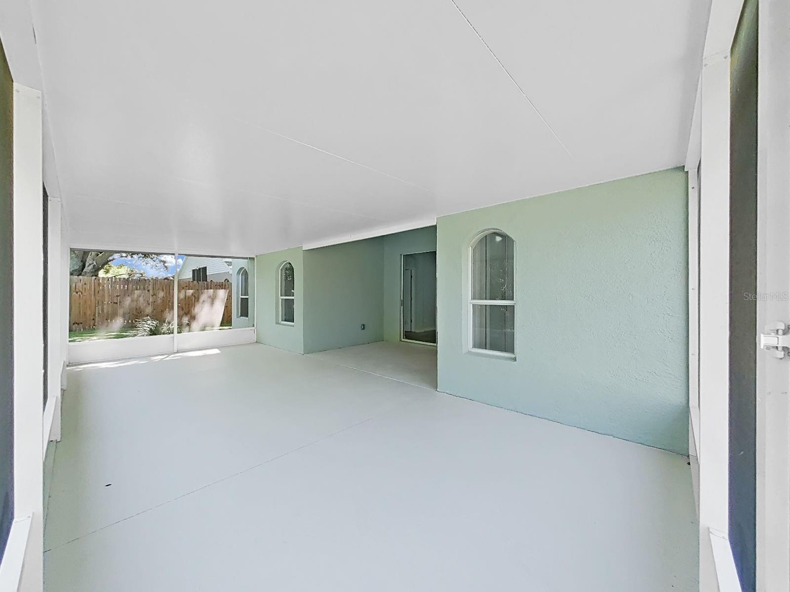 1423 LAKE SHORE RANCH DR