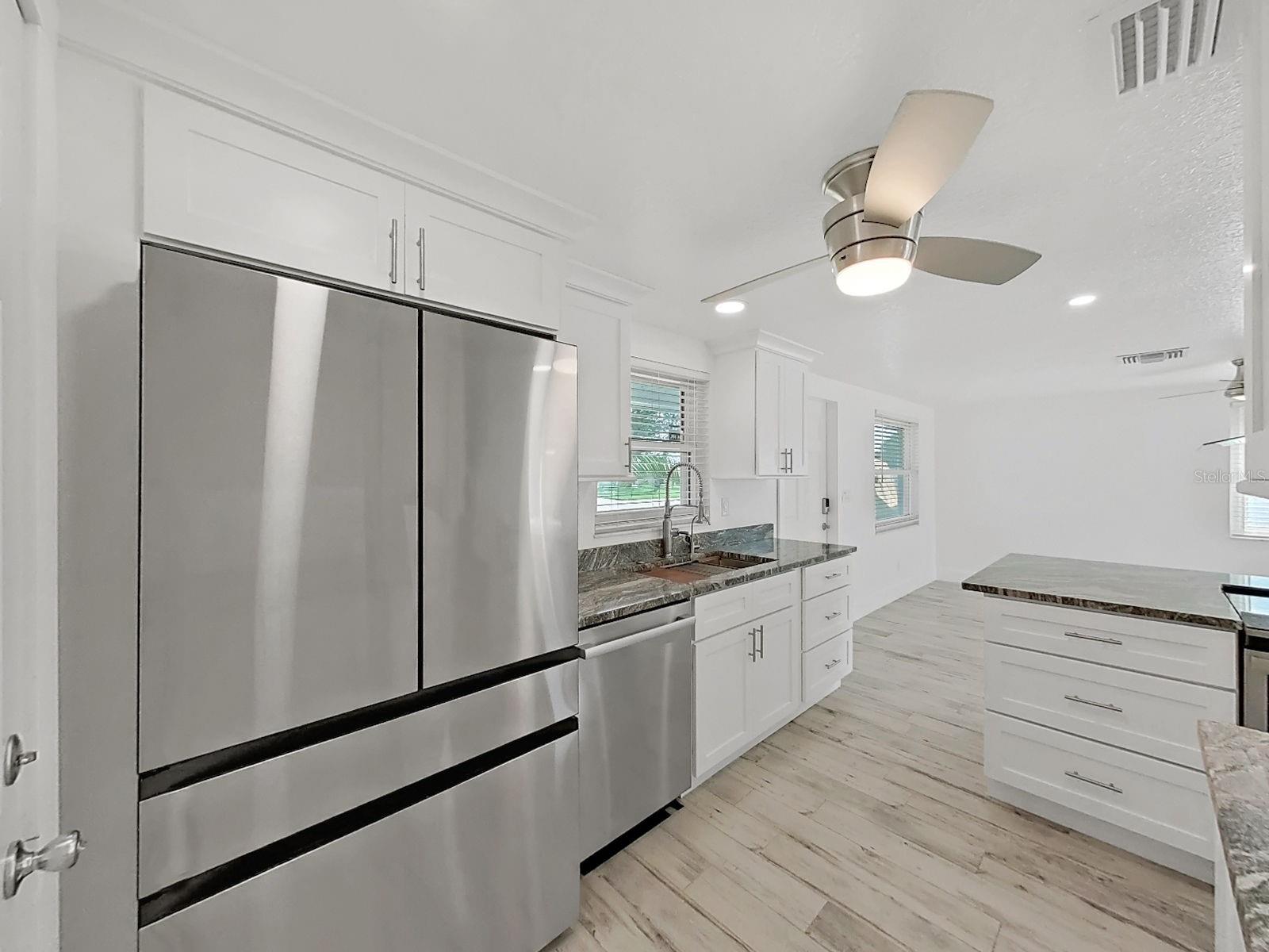 4156 FLORAMAR TER