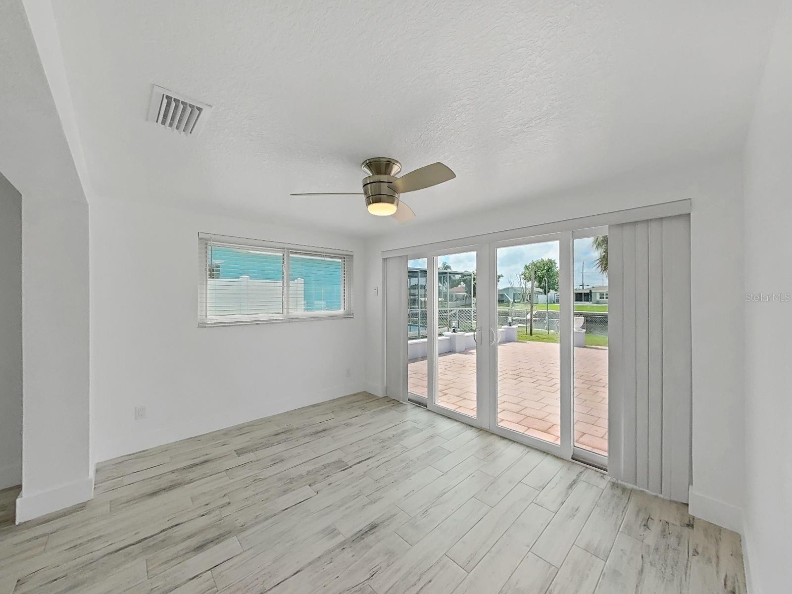 4156 FLORAMAR TER