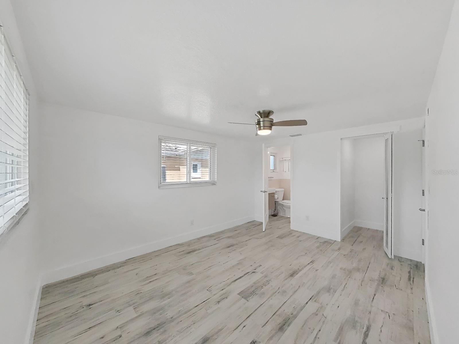 4156 FLORAMAR TER