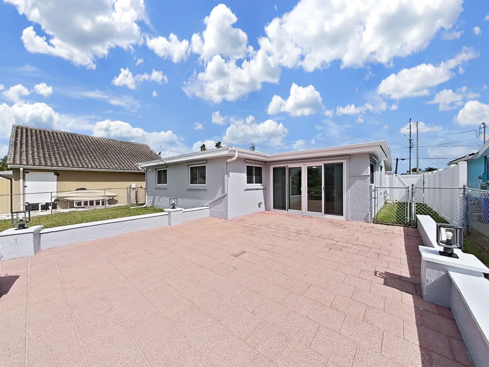 4156 FLORAMAR TER