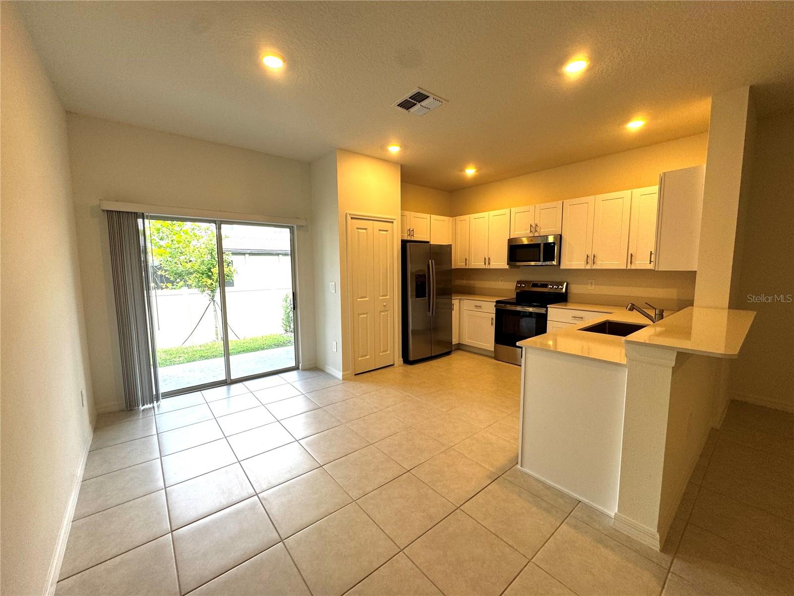 10149 TRUMPET HONEYSUCKLE WAY