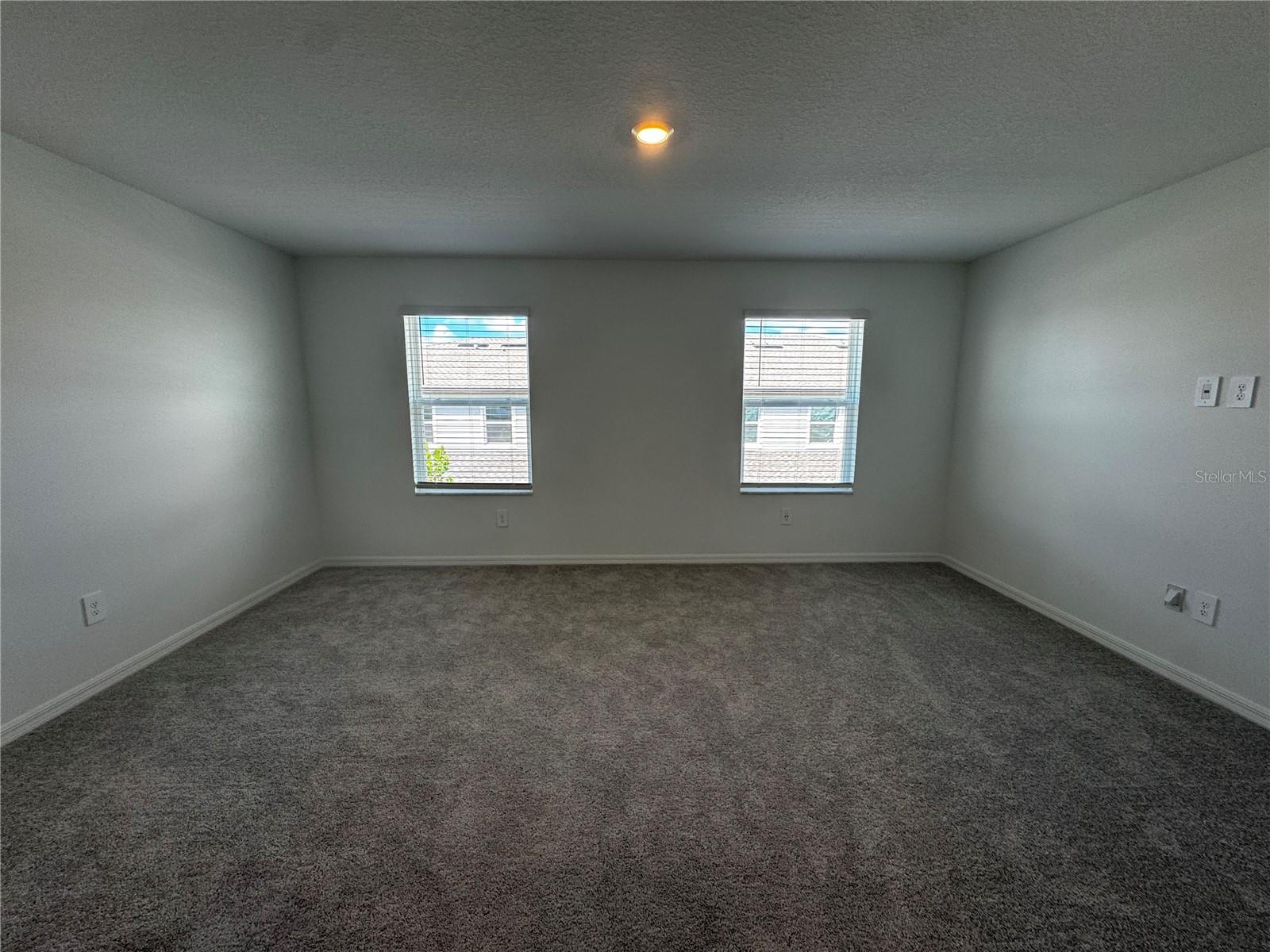 10149 TRUMPET HONEYSUCKLE WAY